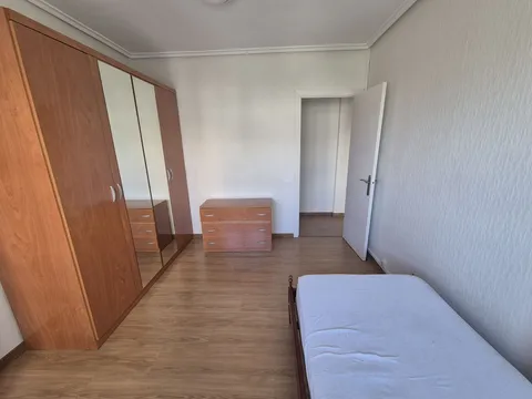 Pis de 105 m² a Oviedo
