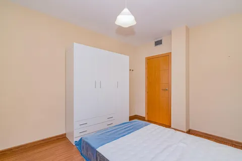 Room for rent, Granada