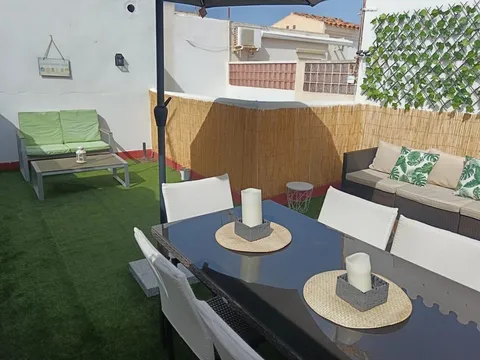 Wohnung 65 m² in Roquetas de Mar