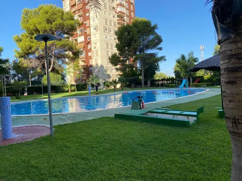 Habitació de lloguer, la Pobla de Farnals