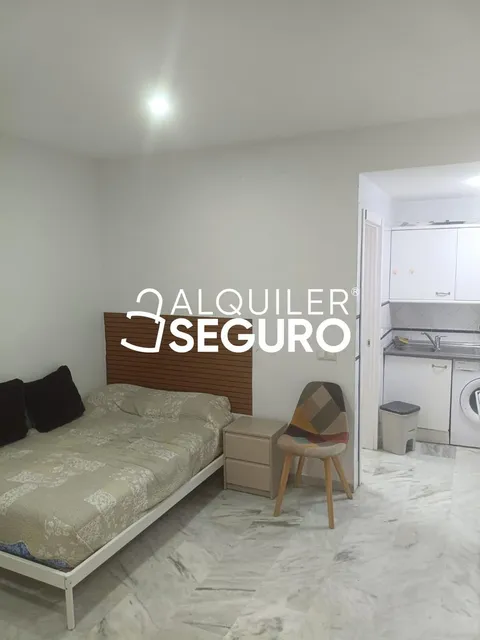 Квартира 30 м² у Фуенхіролі