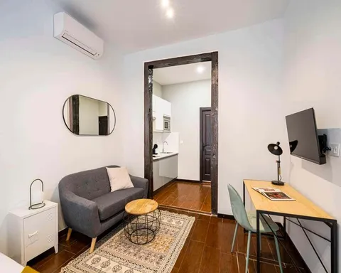 Room for rent, Madrid