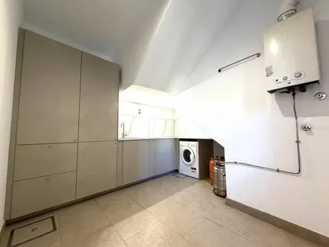 Appartamento 250 m² a Castilleja de la Cuesta