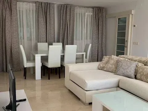 Pis de 300 m² a Estepona