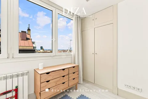 Wohnung 192 m² in Madrid
