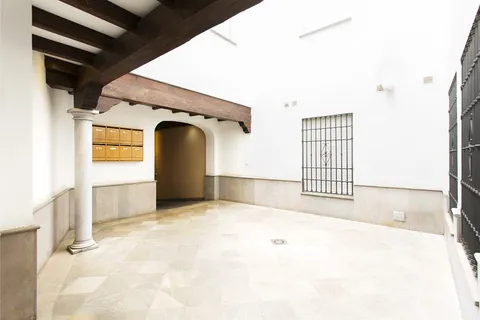 Piso de 90 m² en Granada