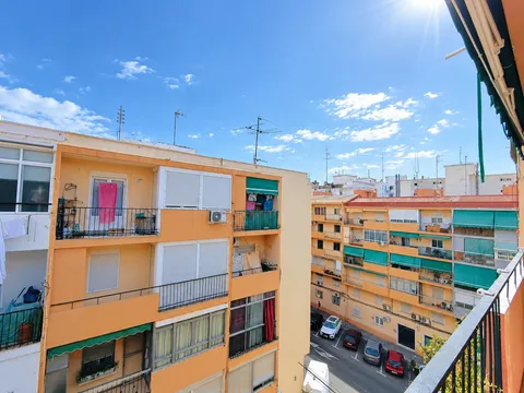 Квартира 49 м² у Alacant / Alicante