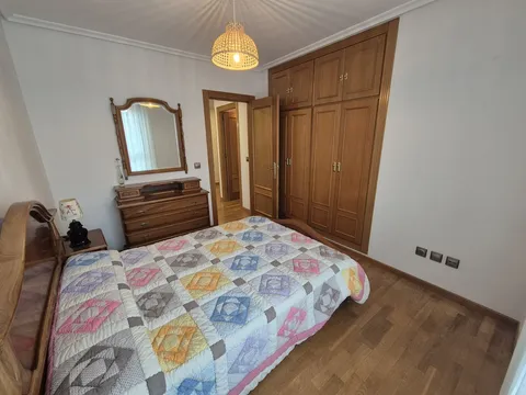 Pis de 82 m² a Oviedo