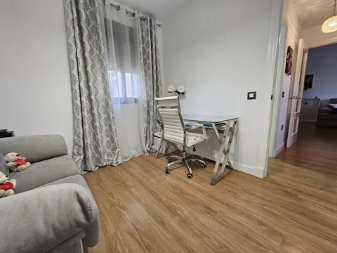 Flat 90 m² in Jerez