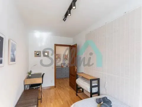 Pis de 68 m² a Oviedo