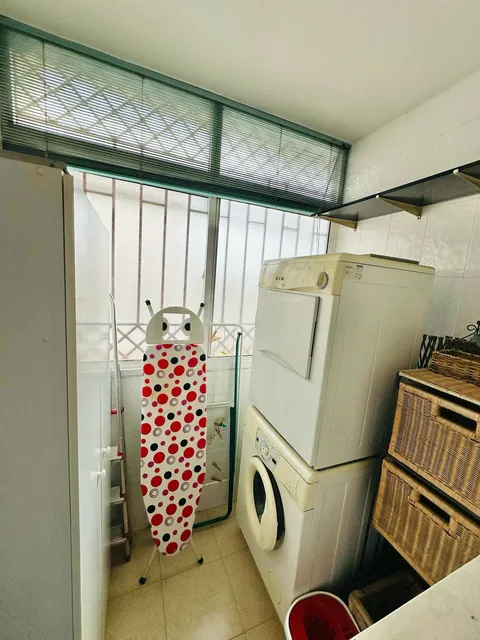 Piso de 85 m² en Granada