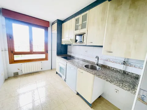 Wohnung 92 m² in Gijón / Xixón