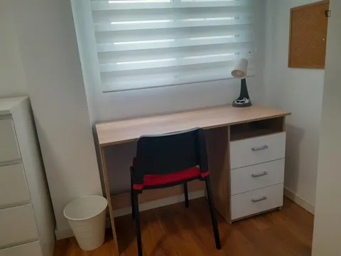Habitació de lloguer, Burjassot