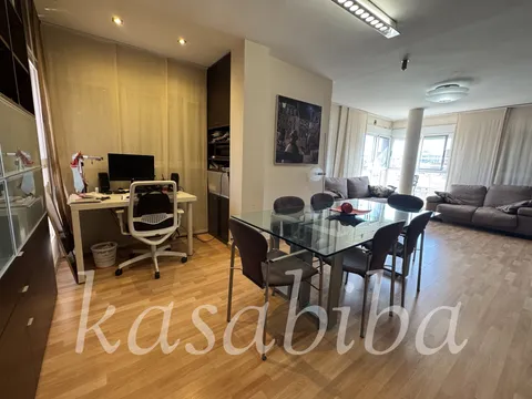 Wohnung 102 m² in Valencia