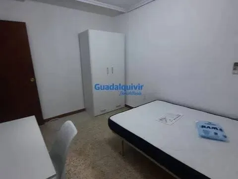 Pis de 86 m² a Dos Hermanas