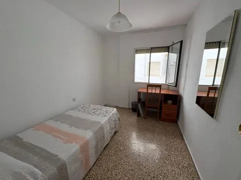 Pis de 111 m² a Còrdova