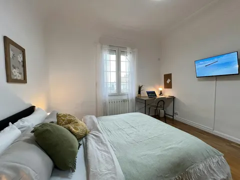 Room for rent, Madrid