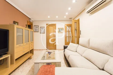 Wohnung 110 m² in Valencia