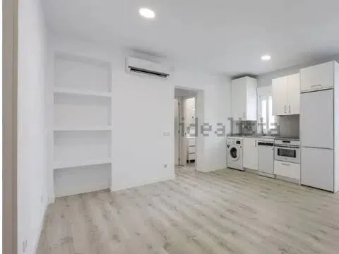 Flat 76 m² in Madrid