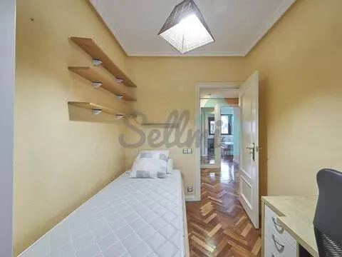 Pis de 113 m² a Oviedo