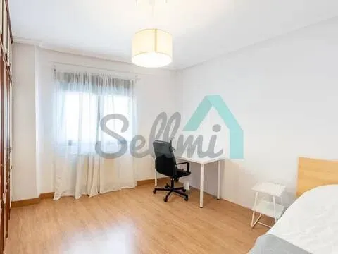 Habitación en alquiler, Oviedo