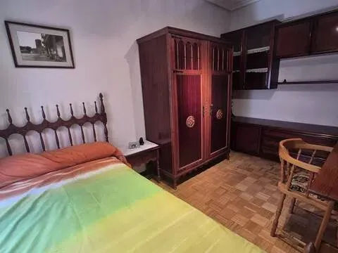 Pis de 110 m² a Àvila