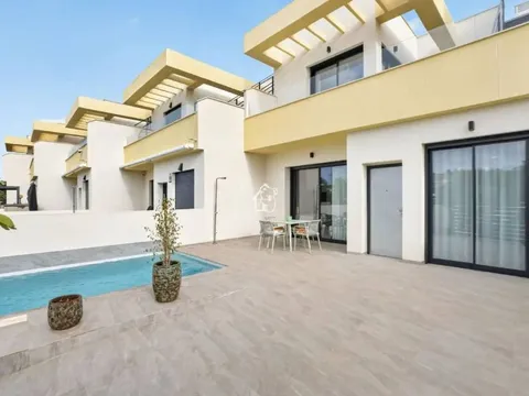 Casa de 130 m² en Rojales