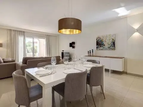 Pis de 100 m² a Estepona
