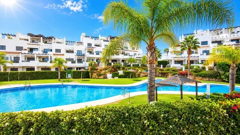 Flat 130 m² in Estepona
