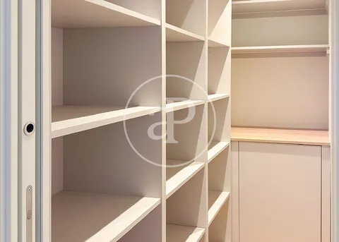 Wohnung 340 m² in Madrid