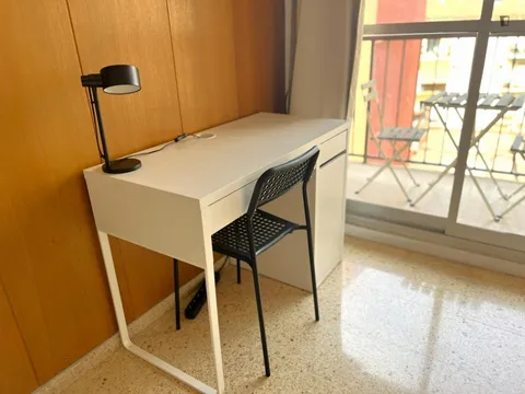 Chambre à louer, Valence