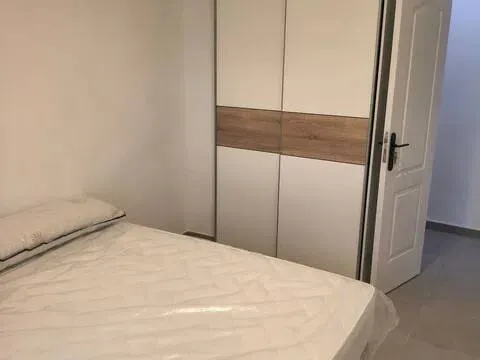 Chambre 85 m², San Juan de Aznalfarache