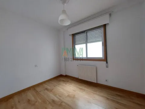 Wohnung 120 m² in Ourense