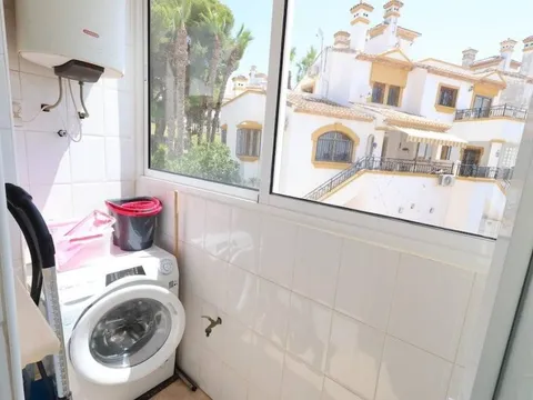 Pis de 70 m² a Oriola