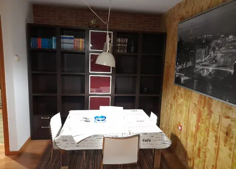 Wohnung 80 m² in Ourense
