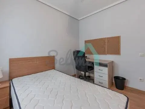 Pis de 94 m² a Oviedo