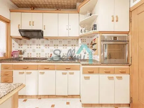 Appartamento 93 m² a Oviedo