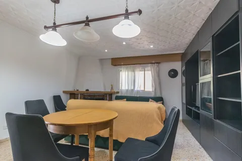 Casa de 133 m² a Llíria