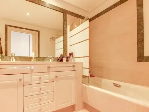 Apartamento 140 m² em Benahavís
