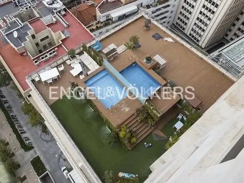 Wohnung 102 m² in Madrid