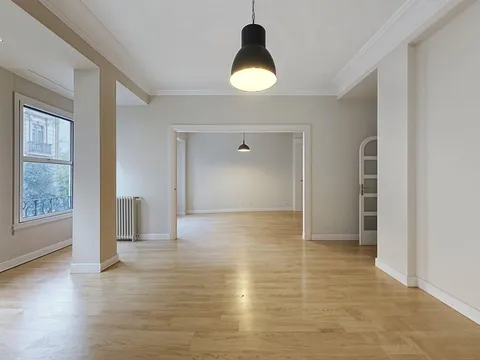Pis de 189 m² a València