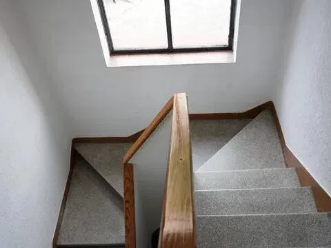 Habitació de lloguer, Àvila