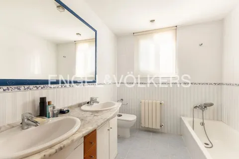Pis de 211 m² a Godella