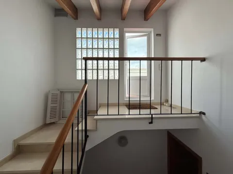 Habitació de lloguer, Maó