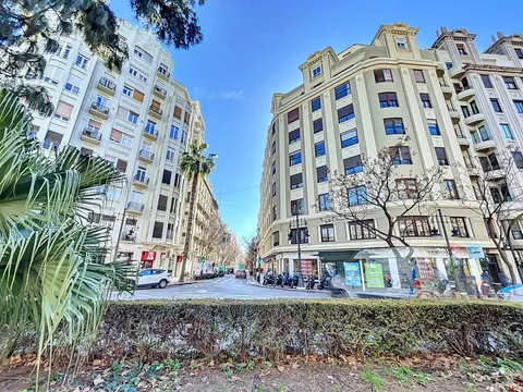 Pis de 189 m² a València