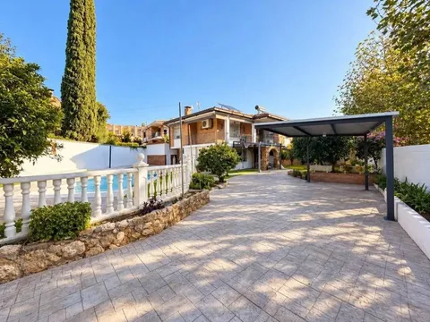 Casa de 311 m² a Còrdova (2/35)