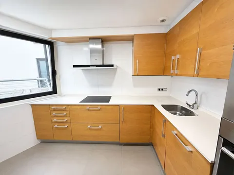 Appartamento 90 m² a Donostia / San Sebastián