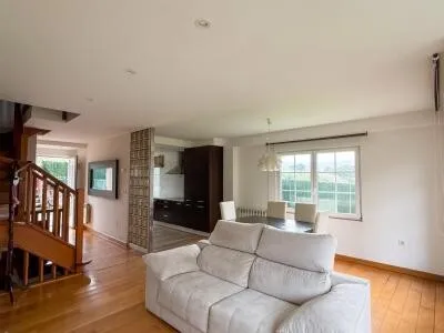 Casa de 147 m² a Camargo