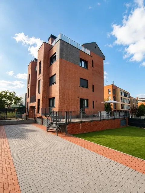 Wohnung 65 m² in Urduliz