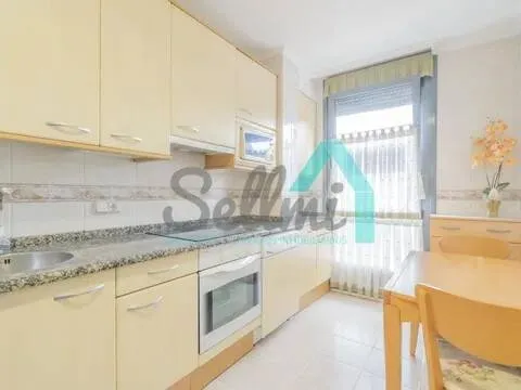Pis de 83 m² a Oviedo